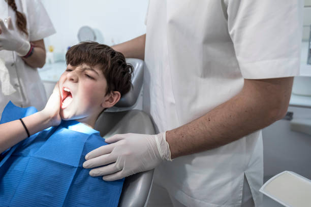 Best Dentist Open on Weekends  in Mount Vernon, AL